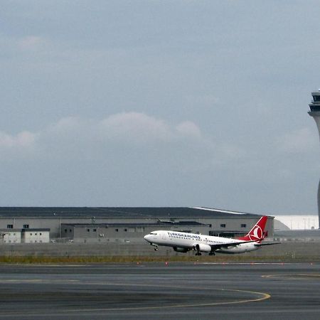 Neighbor Airport Apartment Tayakadin Exteriör bild
